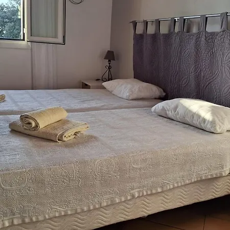 Maison Cistaredda Bed & Breakfast *